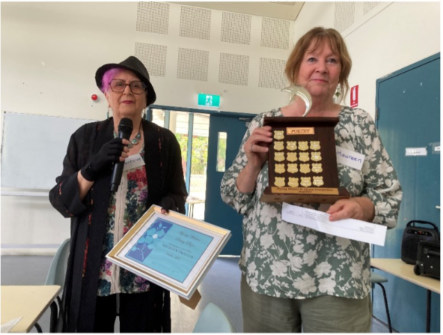 Maureen Trotter with Lorraine Munt
